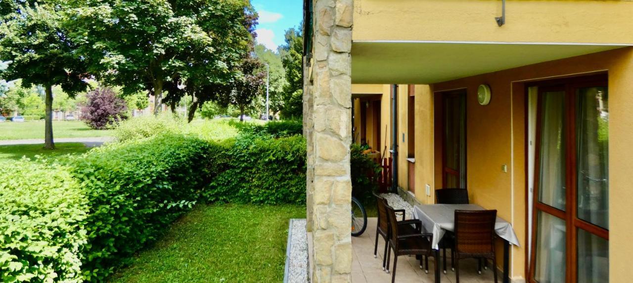 Fortuna Golf Apartman Buk Bagian luar foto