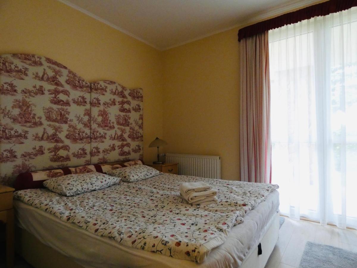 Fortuna Golf Apartman Buk Bagian luar foto